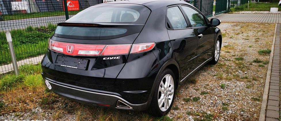 Honda Civic cena 29000 przebieg: 170000, rok produkcji 2010 z Kościan małe 172